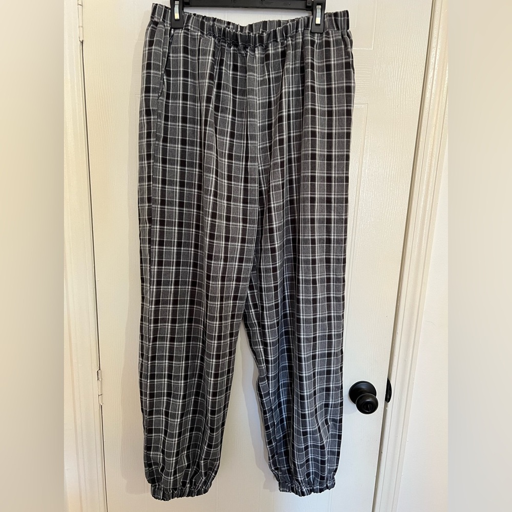 Black and Gray Plaid Pants